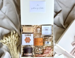 Zestaw prezentowy z nalewką aperol i orzech 